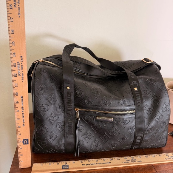 Juicy Couture Weekender duffel bag w/ embossed logo, card holder & organizer - Picture 13 of 16
